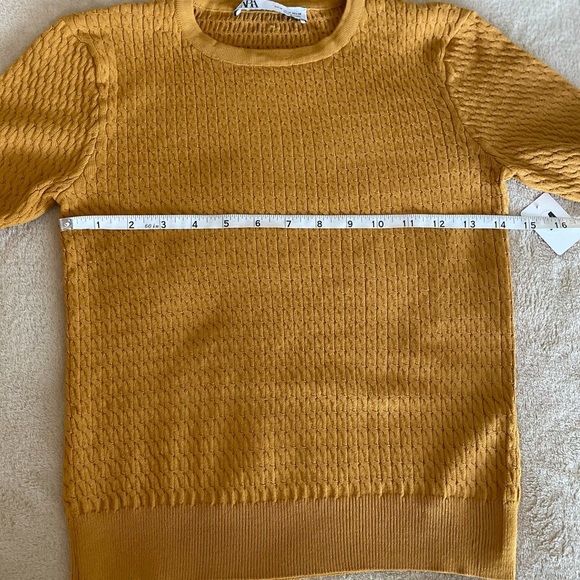 ***SOLD***Zara Short Cable Knit Pearl Sleeve Sweater - Size M - Picture 8 of 11